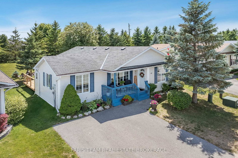 61 Pennsylvania Ave, Wasaga Beach, L9Z 3A8 | Image 2
