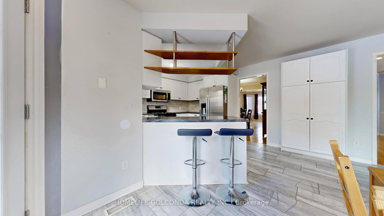 Detached House for sale at 39 Etherington Crescent, Barrie, Ontario, L4N 7T2 - West Bayfield - MLS: S12977424