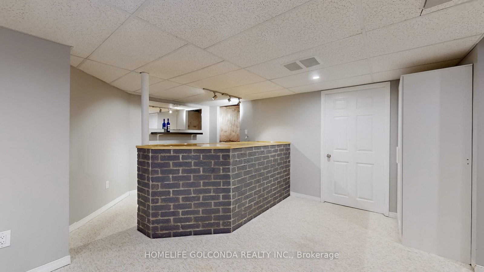 Detached House for sale at 39 Etherington Crescent, Barrie, Ontario, L4N 7T2 - West Bayfield - MLS: S12977424