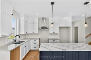 10 Magazine Street • Penetanguishene, ON photo 6