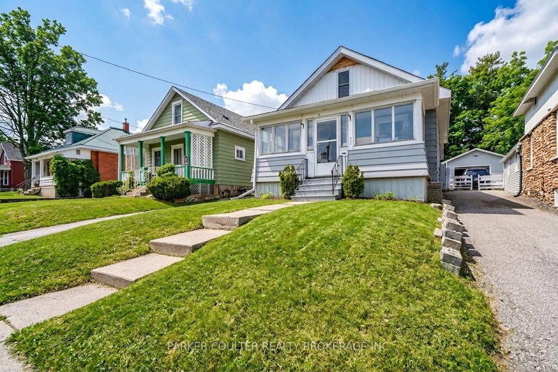 262 Nottawasaga St, Orillia, L3V 3K4 | Image 3