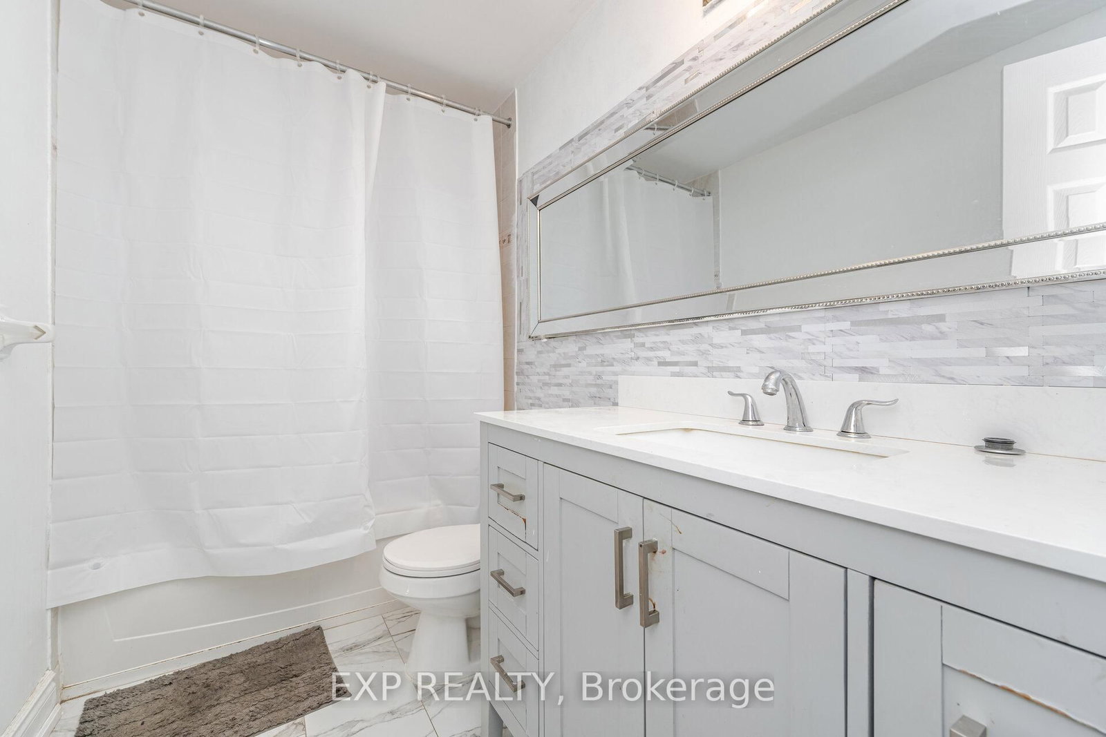 Townhouse for sale at 145 Courtney Crescent, Barrie, Ontario, L4N 5T2 - Painswick South - MLS: S12978568