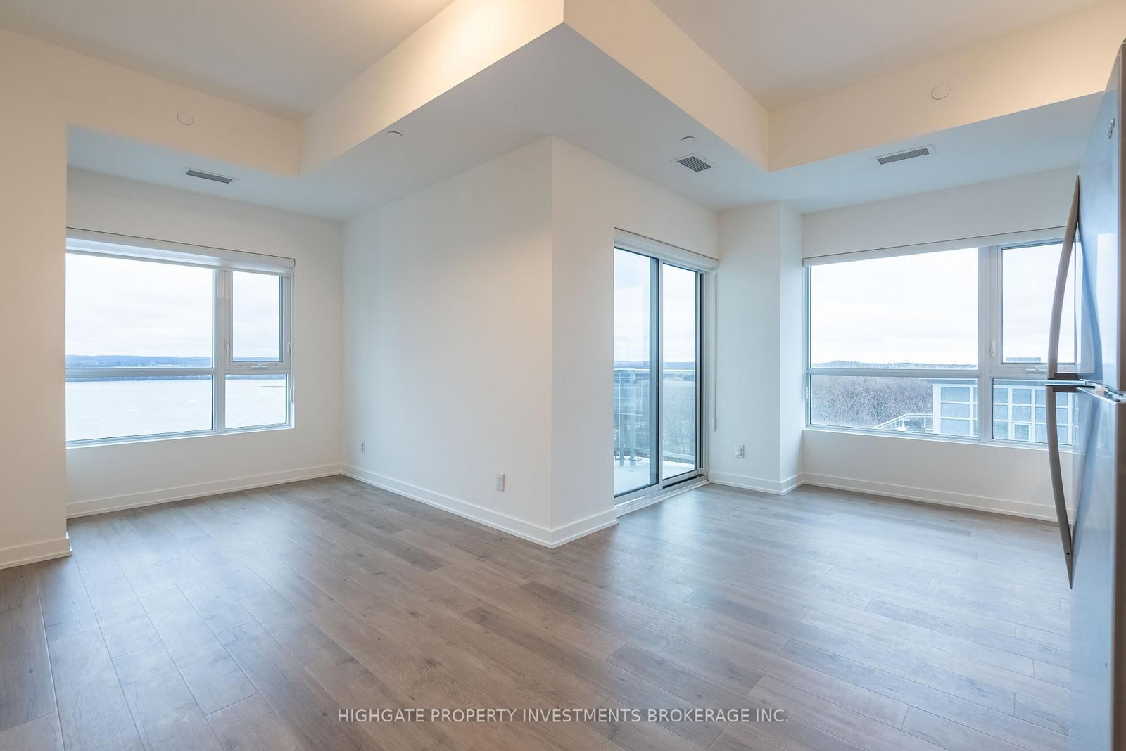 56 Lakeside Terrace, Unit 1109 - Photo 4