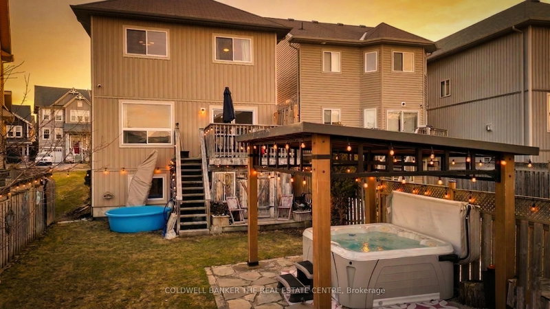 61 Pearl Dr, Orillia, L3V 0A6 | Image 2