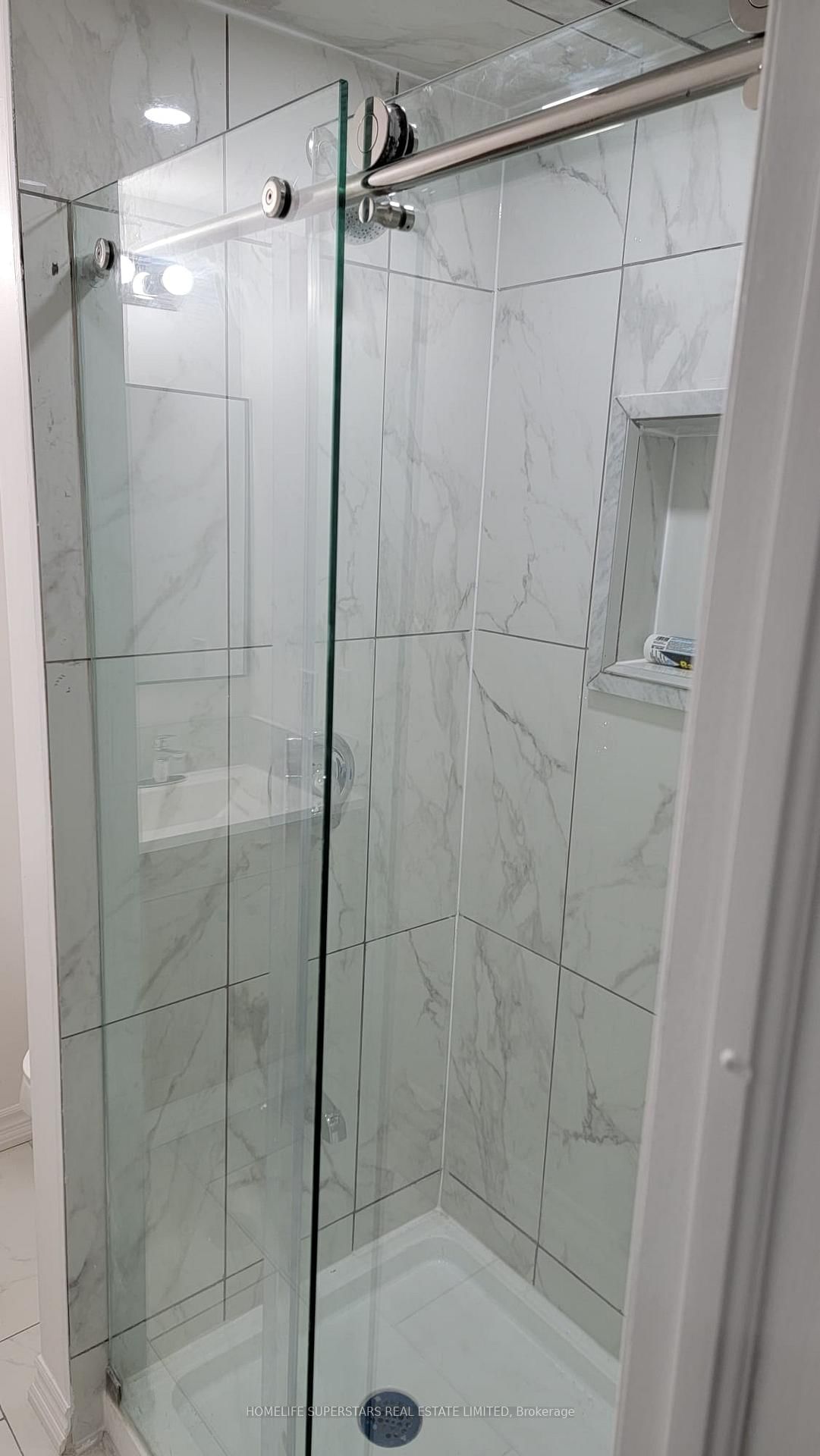 48 Phoenix Boulevard - Photo 9