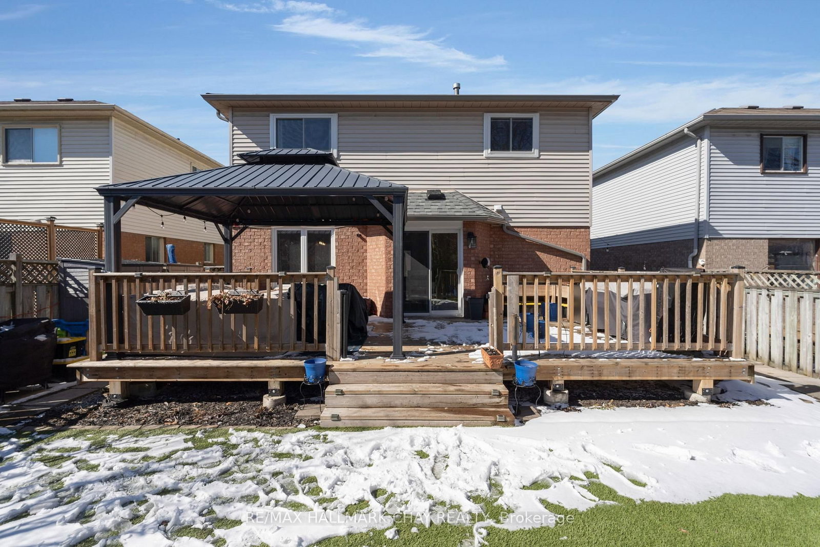 Detached House for sale at 17 Cuthbert Street, Barrie, Ontario, L4N 6X7 - Ardagh - MLS: S12980218