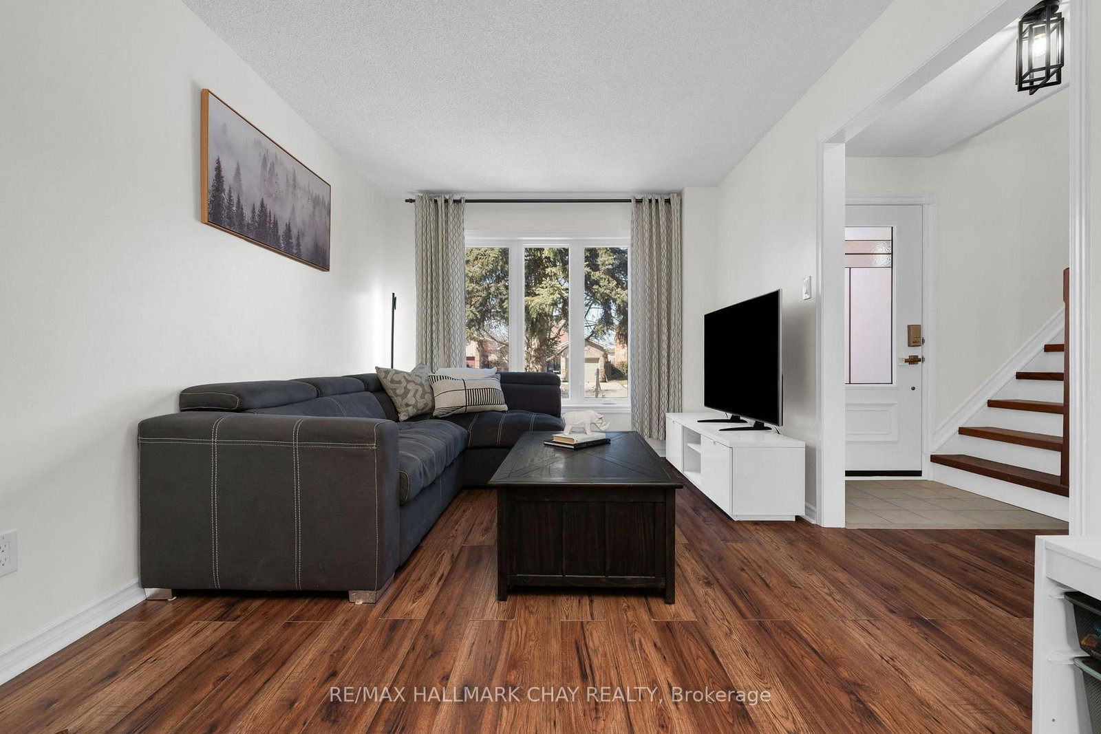 Detached House for sale at 17 Cuthbert Street, Barrie, Ontario, L4N 6X7 - Ardagh - MLS: S12980218