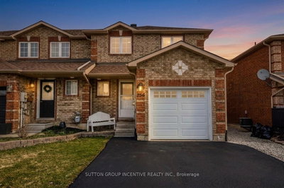 256 Dunsmore Lane | Barrie | Image