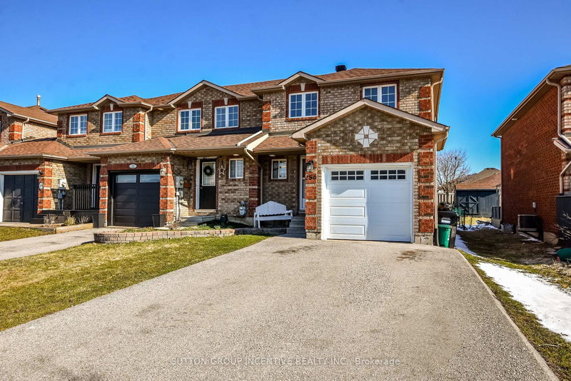 256 Dunsmore Lane, Barrie, L4M 7A7 | Image 2
