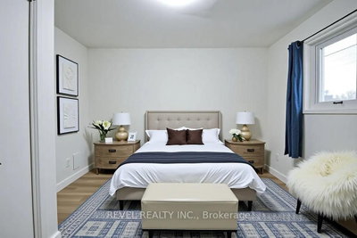 44 Parkside Drive • Barrie, ON photo 9
