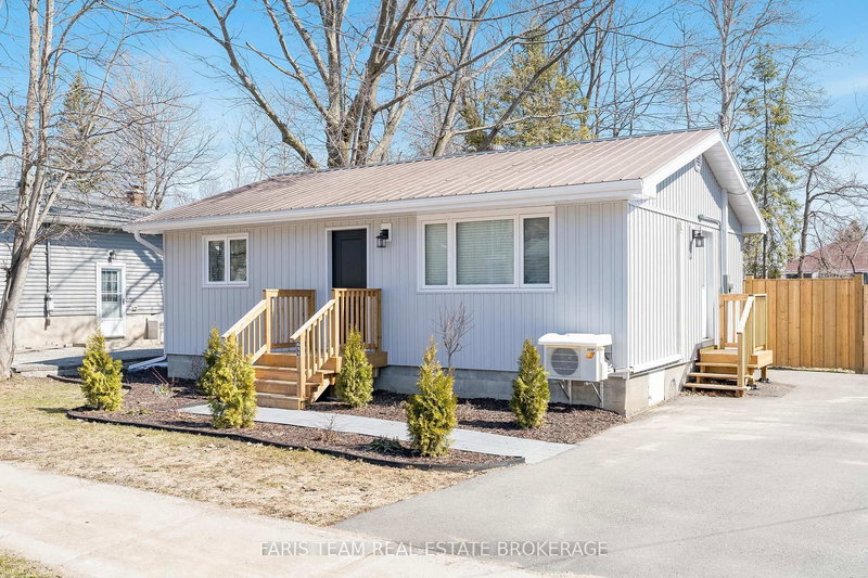 655 Fourth Ave, Tay, L0K 1R0 | Image 2