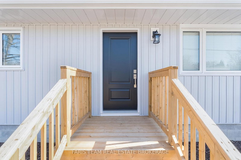 655 Fourth Ave, Tay, L0K 1R0 | Image 3