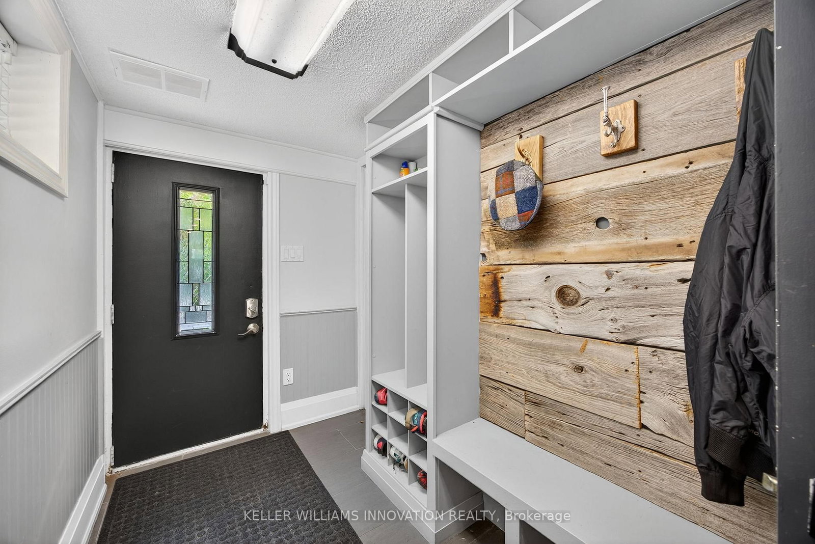 108 Owen Street - Photo 3