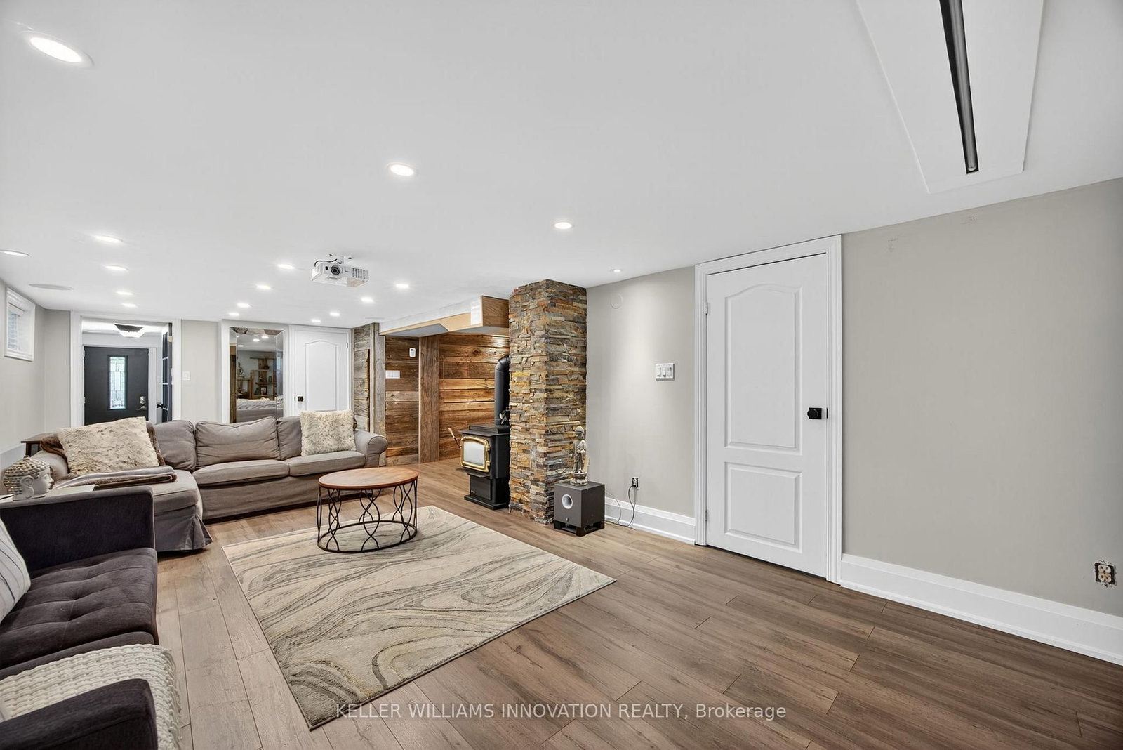 108 Owen Street - Photo 32