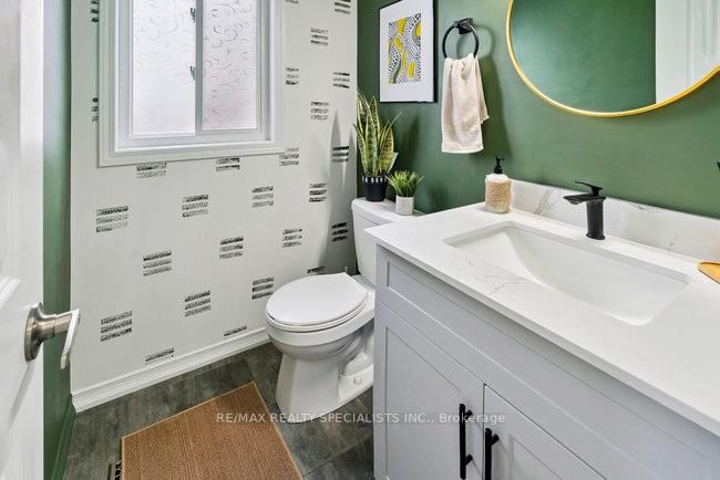 Detached House for sale at 50 Olympic Gate, Barrie, Ontario, L9J 0H9 - Rural Barrie Southwest - MLS: S12981780