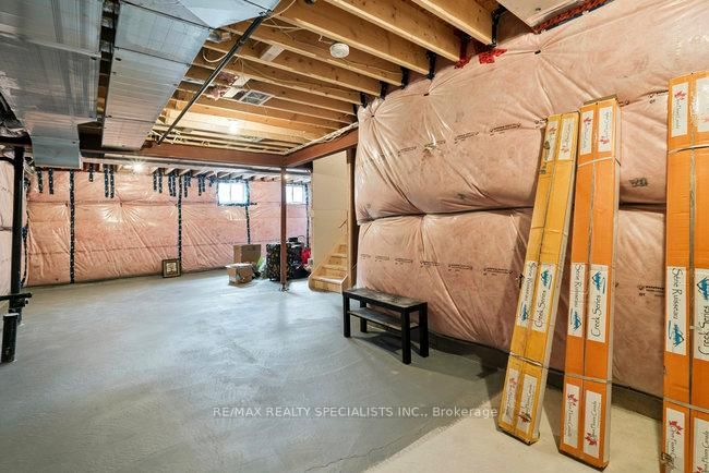 Detached House for sale at 50 Olympic Gate, Barrie, Ontario, L9J 0H9 - Rural Barrie Southwest - MLS: S12981780