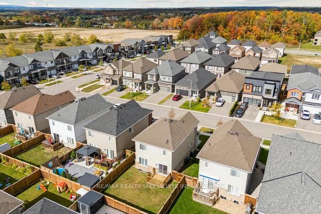 Detached House for sale at 50 Olympic Gate, Barrie, Ontario, L9J 0H9 - Rural Barrie Southwest - MLS: S12981780