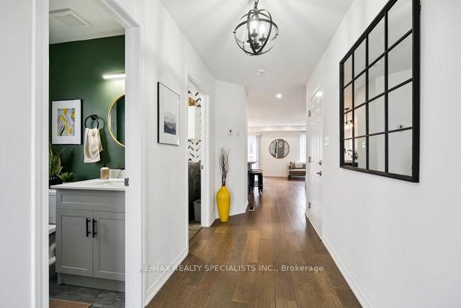 Detached House for sale at 50 Olympic Gate, Barrie, Ontario, L9J 0H9 - Rural Barrie Southwest - MLS: S12981780