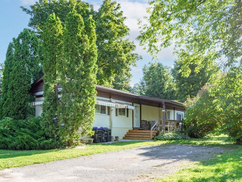 home for sale on 3 Lakeshore Road