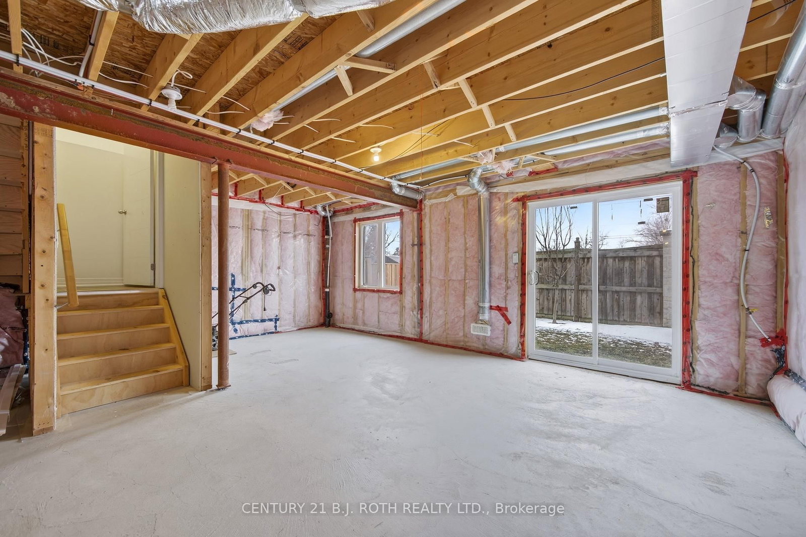 Detached House for sale at 17 BEDFORD ESTATES Crescent, Barrie, Ontario, L4N 9K5 - Bayshore - MLS: S12983270