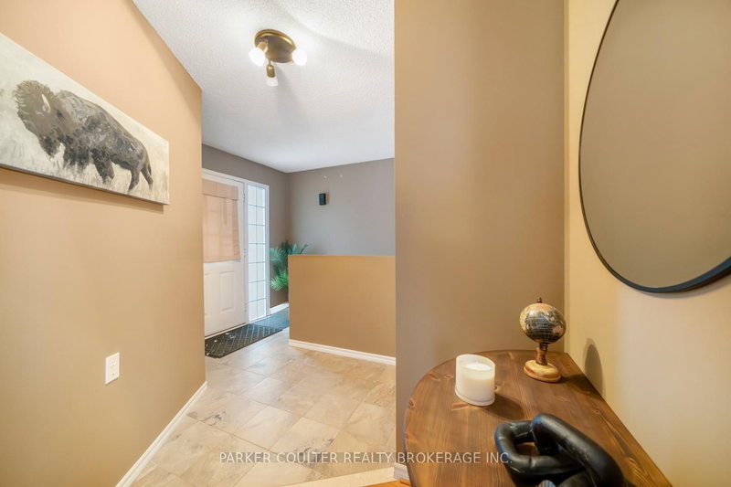 5 Pommel Pl, Penetanguishene, L9M 1J7 | Image 3