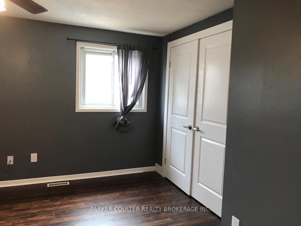 Detached House for sale at 30 Janice Drive, Barrie, Ontario, L4N 5N4 - Sunnidale - MLS: S12983490