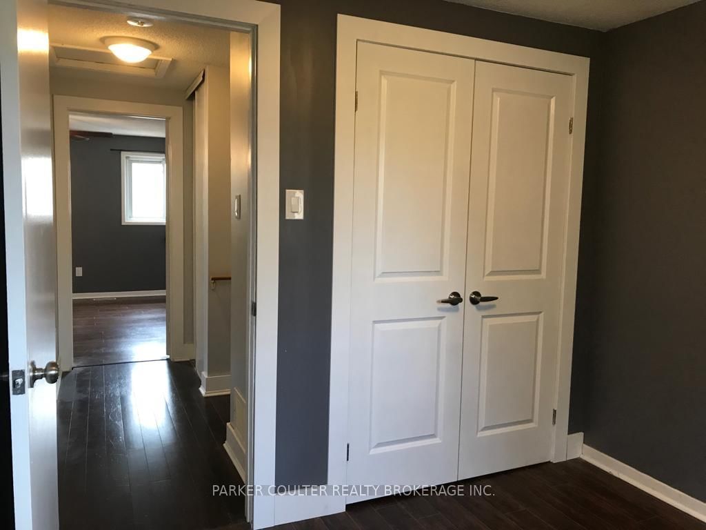 Detached House for sale at 30 Janice Drive, Barrie, Ontario, L4N 5N4 - Sunnidale - MLS: S12983490