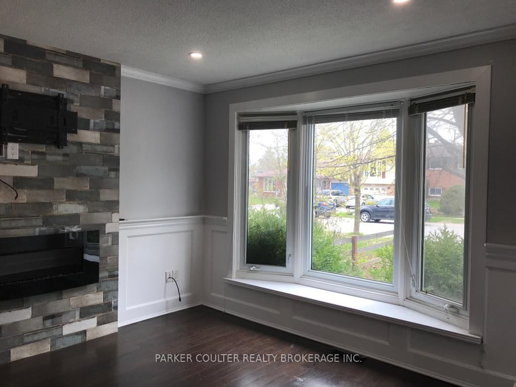 Detached House for sale at 30 Janice Drive, Barrie, Ontario, L4N 5N4 - Sunnidale - MLS: S12983490