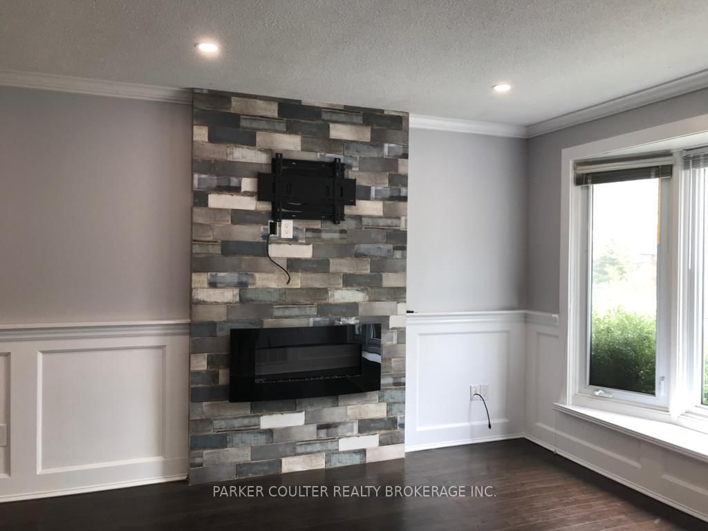 Detached House for sale at 30 Janice Drive, Barrie, Ontario, L4N 5N4 - Sunnidale - MLS: S12983490