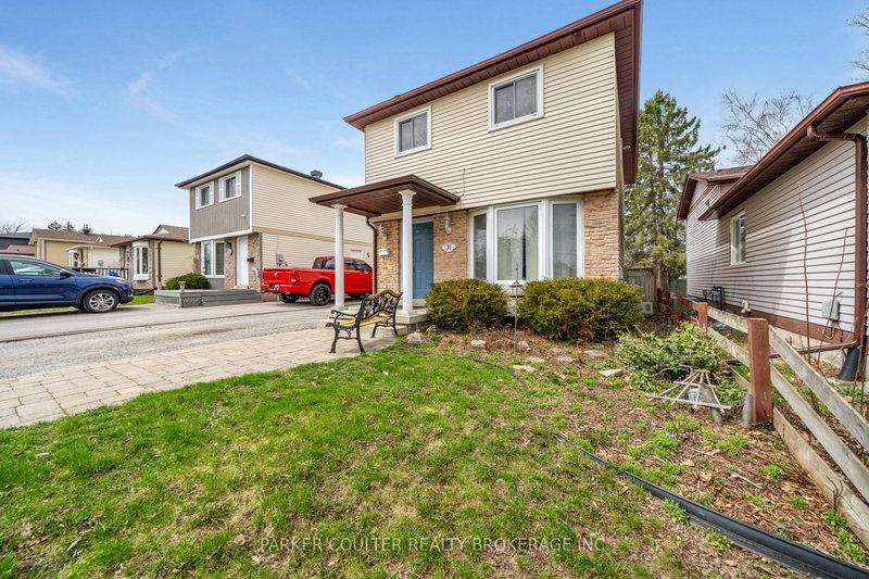 30 Janice Dr, Barrie, L4N 5N4 | Image 3