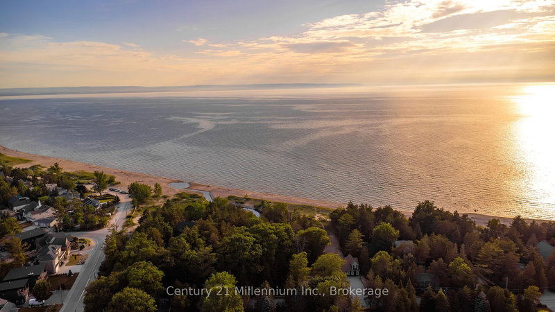 Part 6 Cedarlane Dr, Wasaga Beach, L9Z 2S1 | Image 3