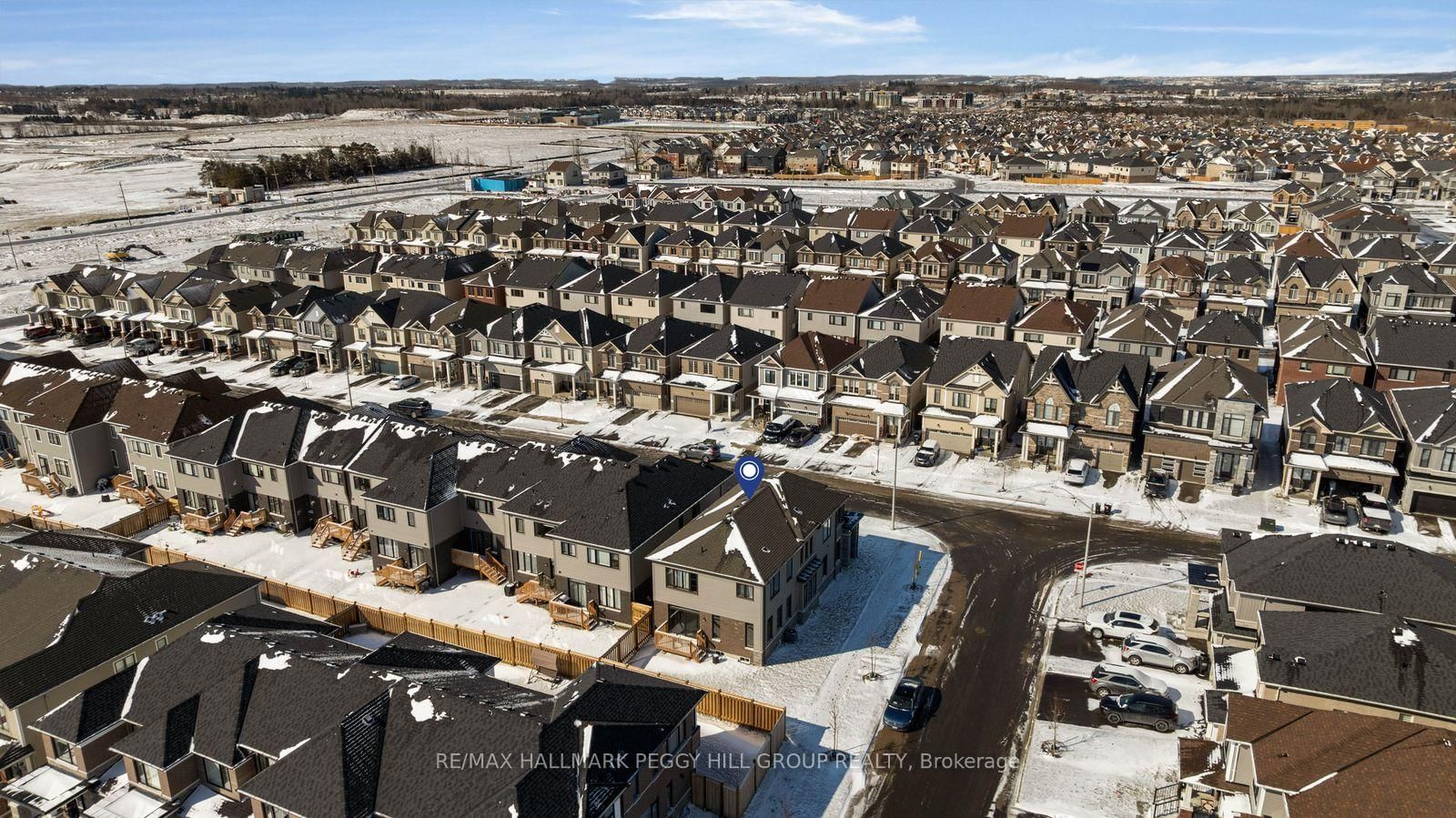 Detached House for sale at 52 Durham Avenue, Barrie, Ontario, L9J 0W7 - Rural Barrie Southeast - MLS: S12984296