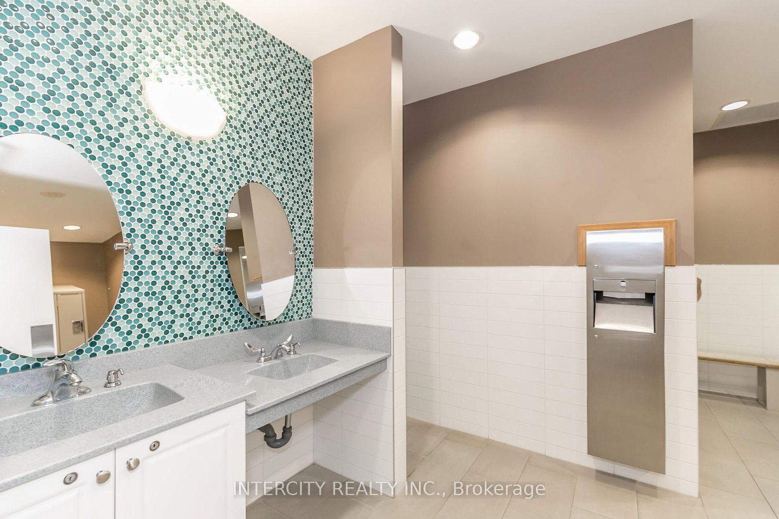 699 Aberdeen Boulevard, Unit 905 - Photo 23
