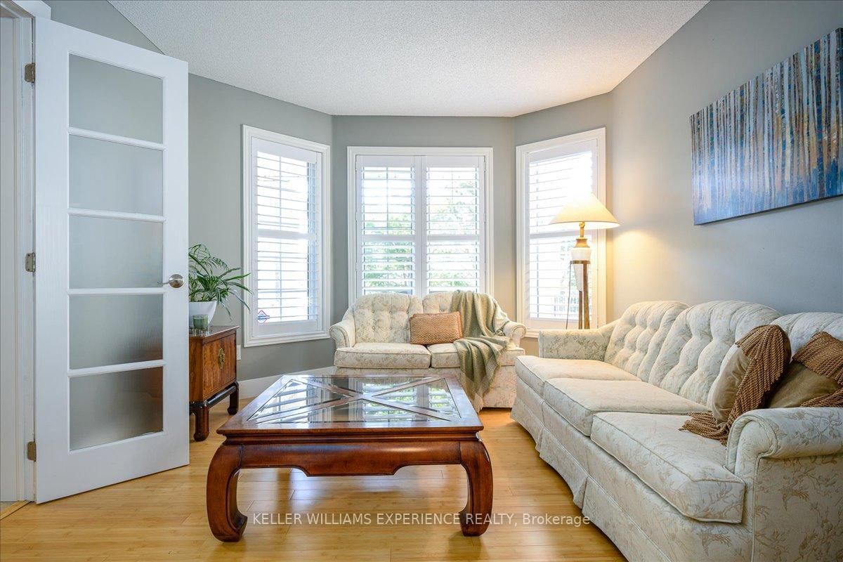 Detached House for sale at 25 Muir Drive, Barrie, Ontario, L4N 0J1 - Ardagh - MLS: S12986590