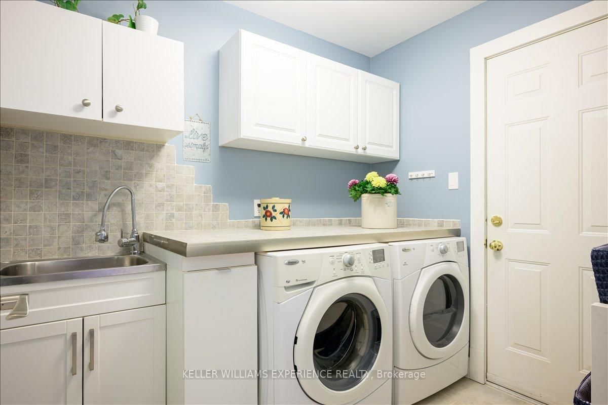 Detached House for sale at 25 Muir Drive, Barrie, Ontario, L4N 0J1 - Ardagh - MLS: S12986590