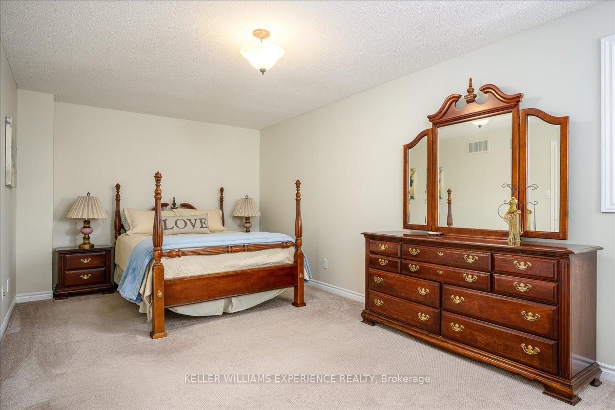 Detached House for sale at 25 Muir Drive, Barrie, Ontario, L4N 0J1 - Ardagh - MLS: S12986590