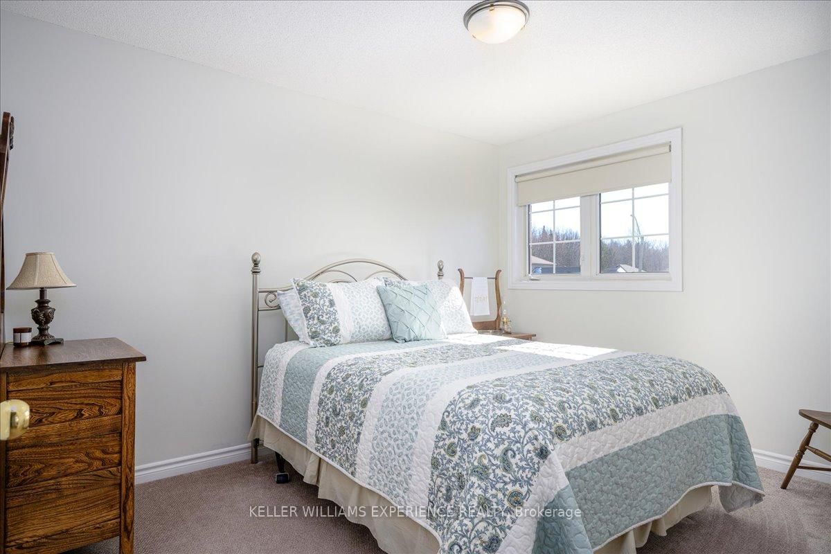 Detached House for sale at 25 Muir Drive, Barrie, Ontario, L4N 0J1 - Ardagh - MLS: S12986590