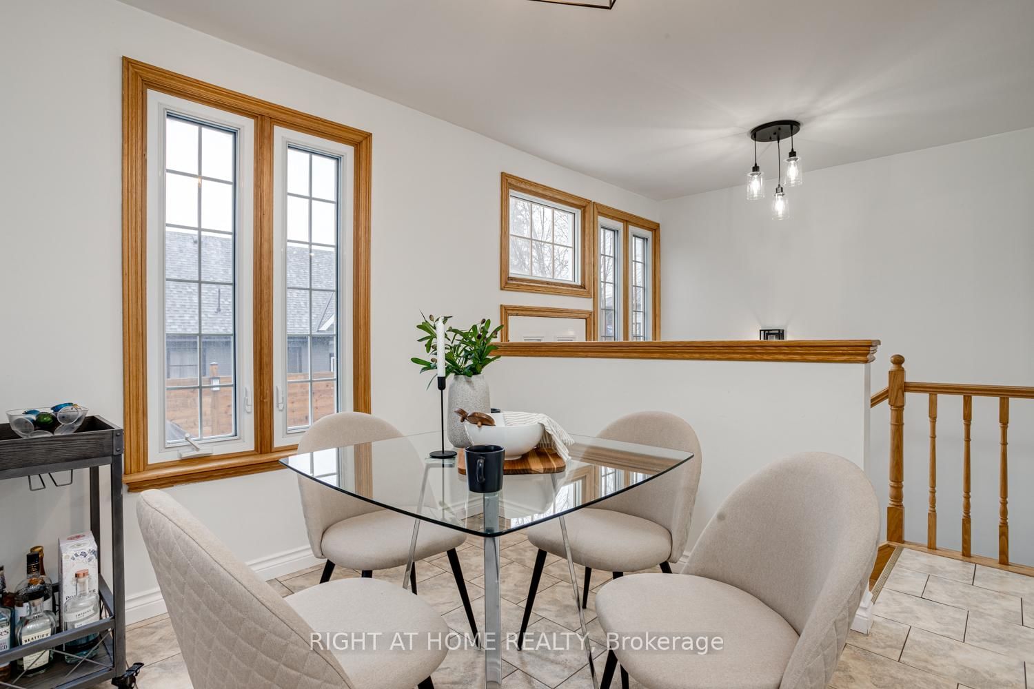 Detached House for sale at 52 Highland Avenue, Barrie, Ontario, L4M 1N3 - Codrington - MLS: S12986770