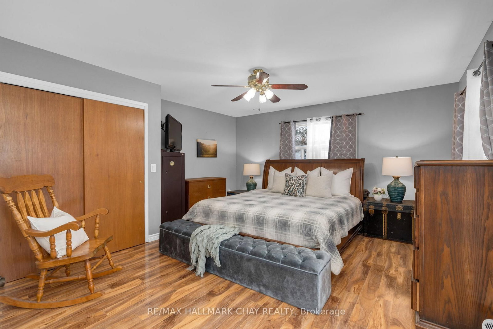 Detached House for sale at 232 Superior Street, Clearview, Ontario, L0M 1S0 - Stayner - MLS: S12986786