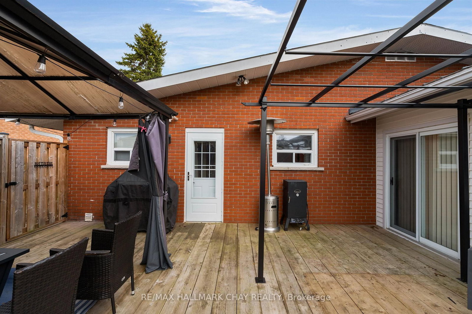 Detached House for sale at 232 Superior Street, Clearview, Ontario, L0M 1S0 - Stayner - MLS: S12986786