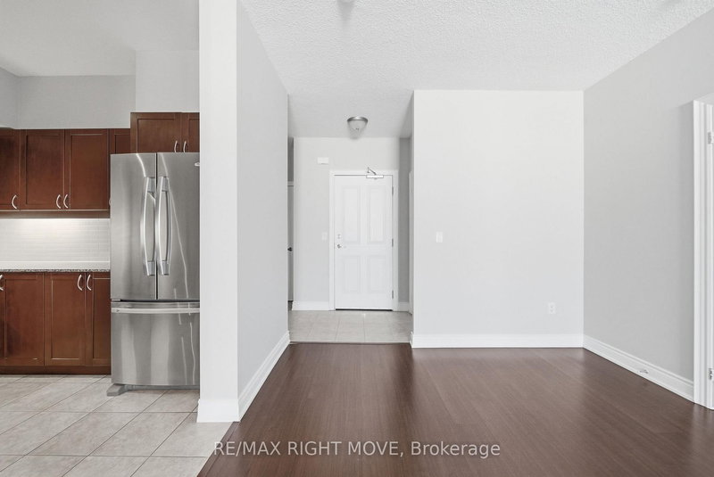 507 - 354 Atherley Rd, Orillia, L3V 0B8 | Image 2