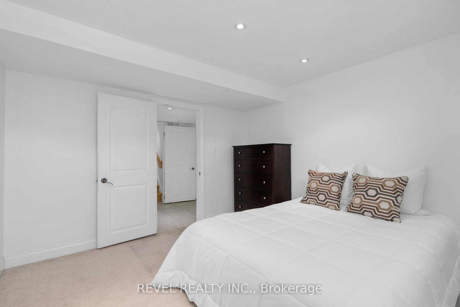 Detached House for sale at 77 Marsellus Drive, Barrie, Ontario, L4N 8R6 - Holly - MLS: S12989418