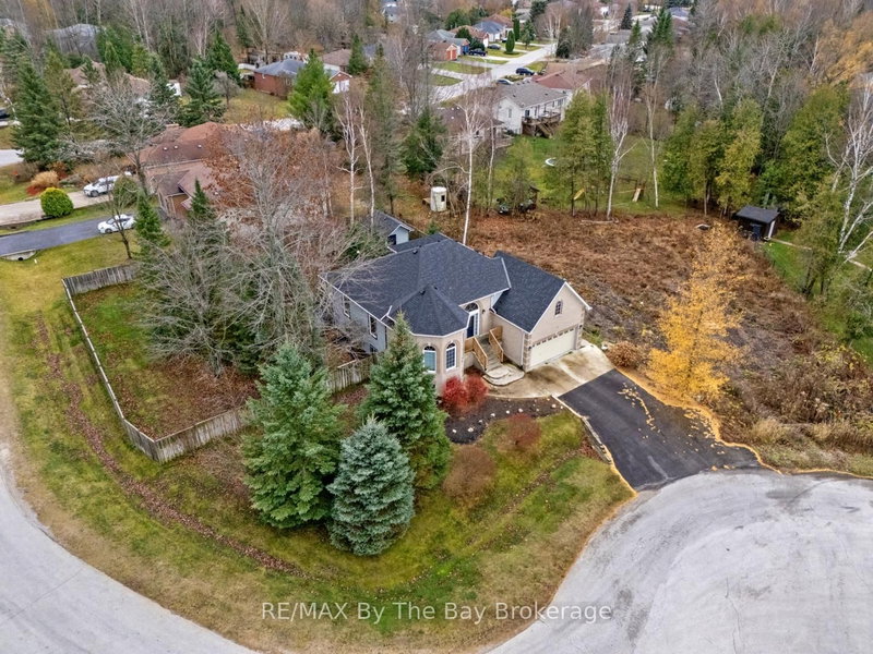 6 Deerrun Place