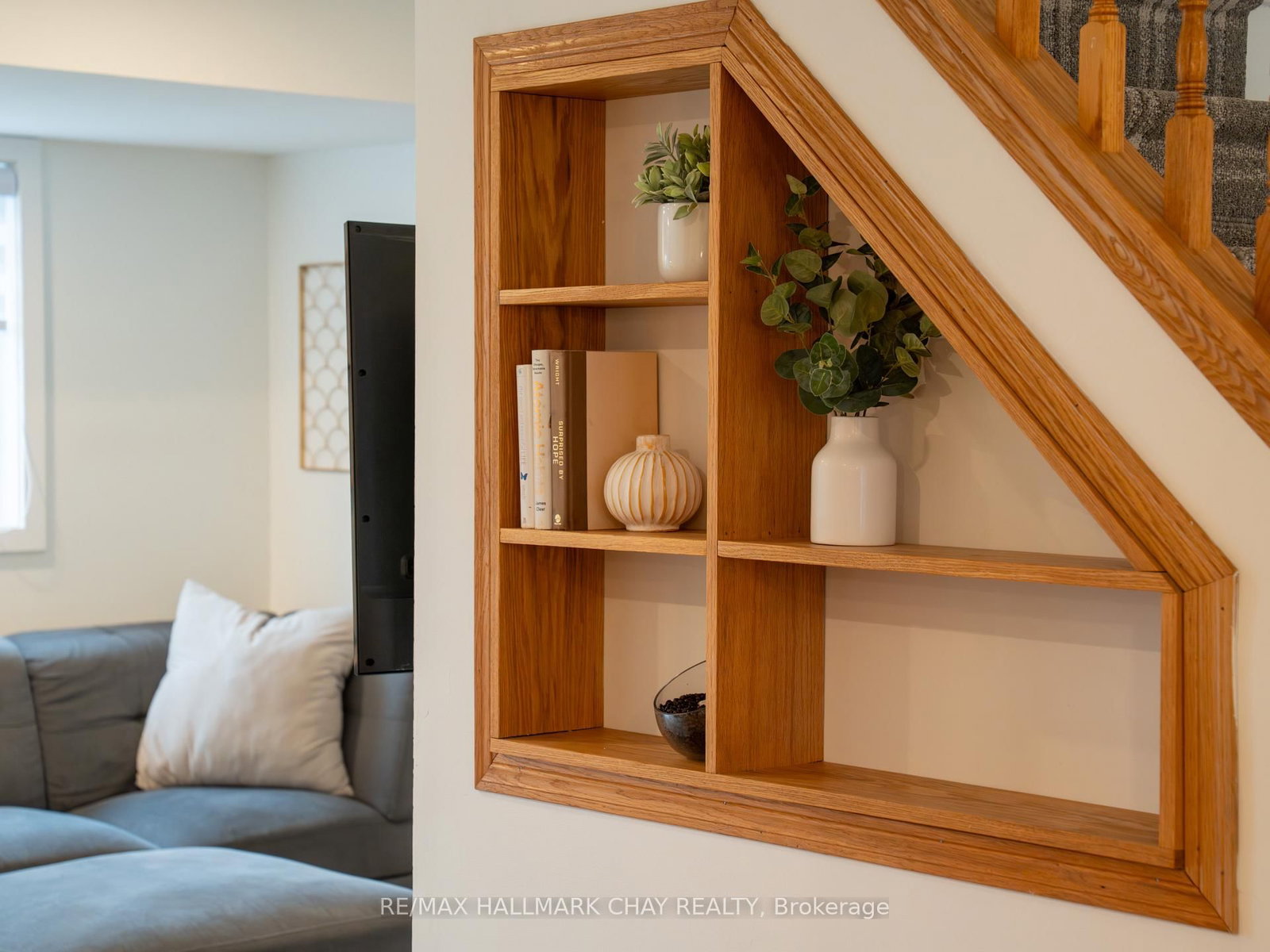 Detached House for sale at 163 Columbia Road, Barrie, Ontario, L4N 8E3 - Holly - MLS: S12989794