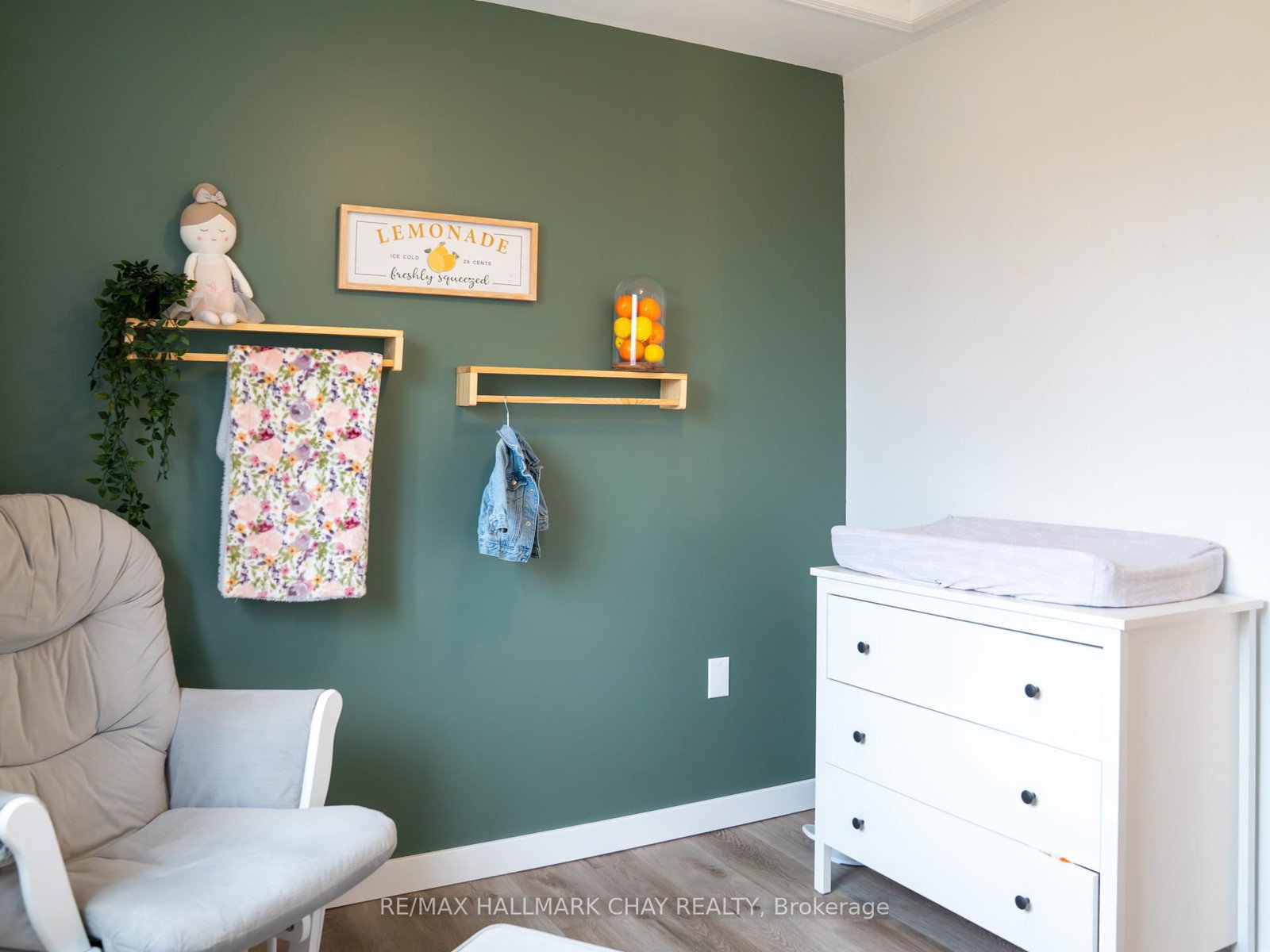 Detached House for sale at 163 Columbia Road, Barrie, Ontario, L4N 8E3 - Holly - MLS: S12989794