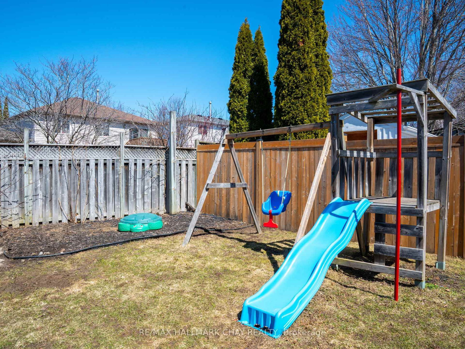 Detached House for sale at 163 Columbia Road, Barrie, Ontario, L4N 8E3 - Holly - MLS: S12989794