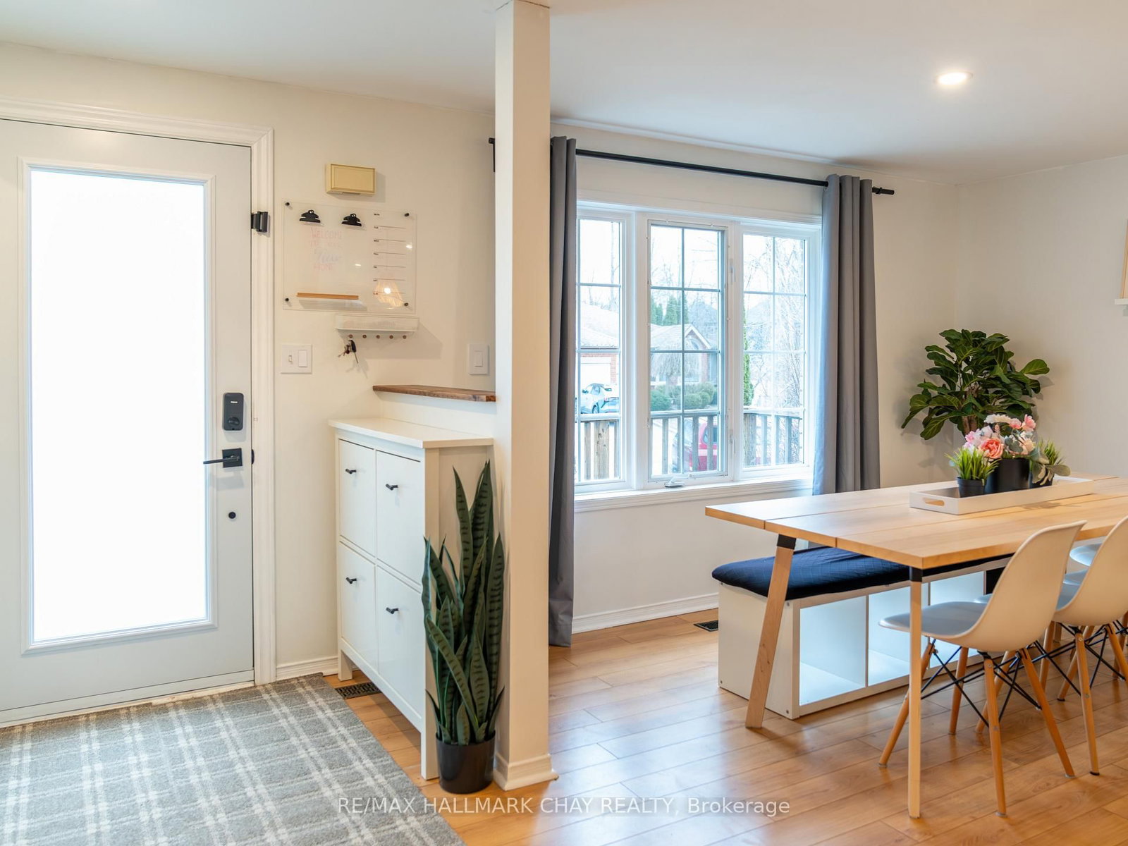 Detached House for sale at 163 Columbia Road, Barrie, Ontario, L4N 8E3 - Holly - MLS: S12989794