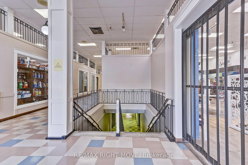 10 - 33 Mississaga St E, Orillia, L3V 1V4 | Image 2