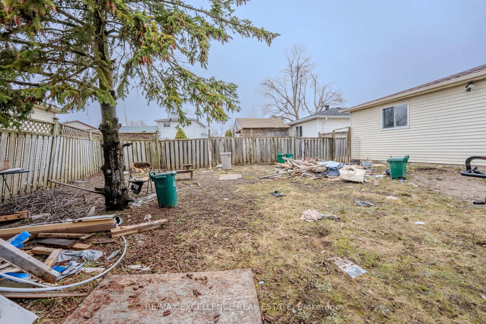 Detached House for sale at 3 Hickling Trail, Barrie, Ontario, L4M 5V7 - Grove East - MLS: S12991234