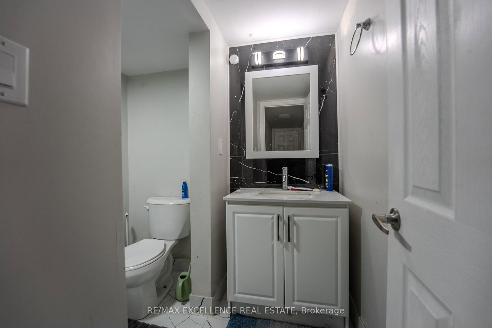 Detached House for sale at 3 Hickling Trail, Barrie, Ontario, L4M 5V7 - Grove East - MLS: S12991234